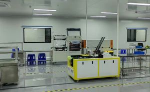 新能源無塵車間，打造高生產(chǎn)新標桿【東鑫凈化】